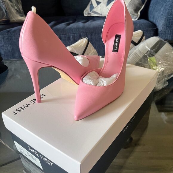 Folowe d'Orsay Pointy Toe Pumps (Light Pink) - Picture 4 of 7